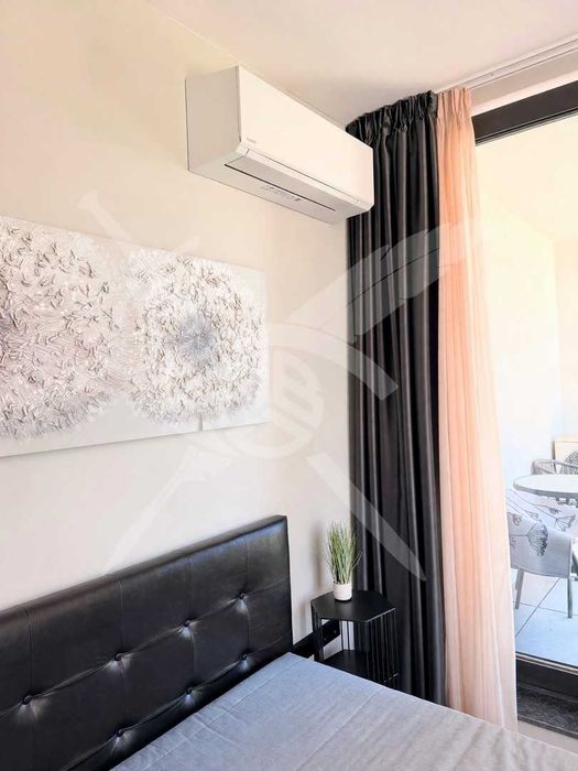 Дава се под наем Двустаен апартамент в София, Хладилника - 52 кв.м за 760 € - Снимка #8