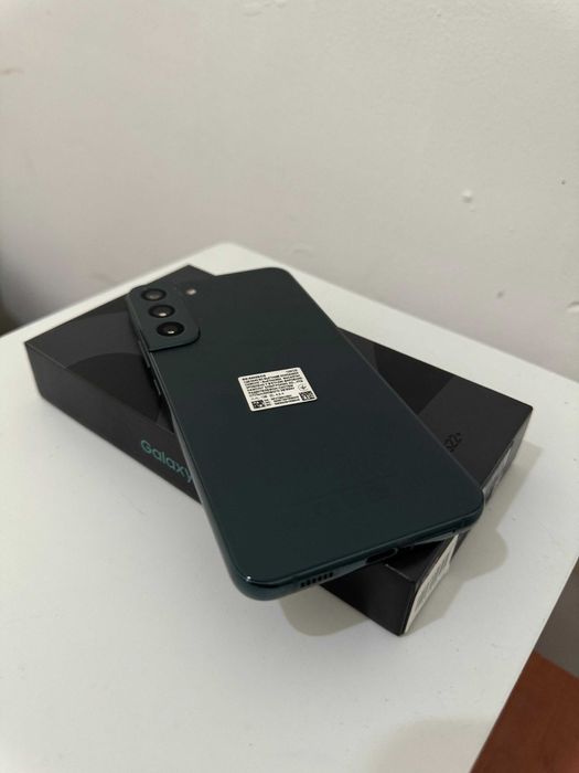 Sumsung  Galaxy S22+