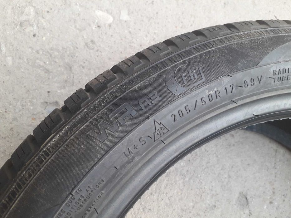 Нови зимни гуми R17 205/50 Nokian WRA3 AllWeatherPlus Run-Flat 89V M+S