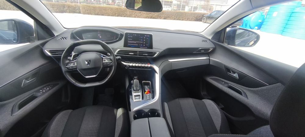 Peugeot 3008 2022 г. Automatic Benzin