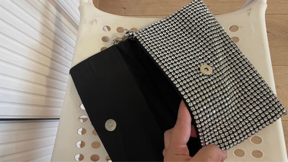 Сумочка вечерняя с камнями