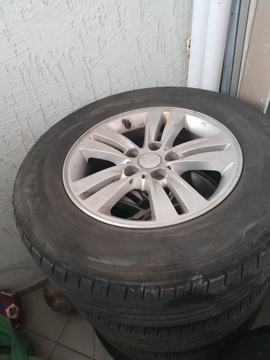 Шина с дисками 16