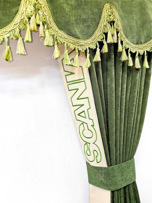 Зелени пердета за камиони SCANIA комплект с кукички тип холандско чело