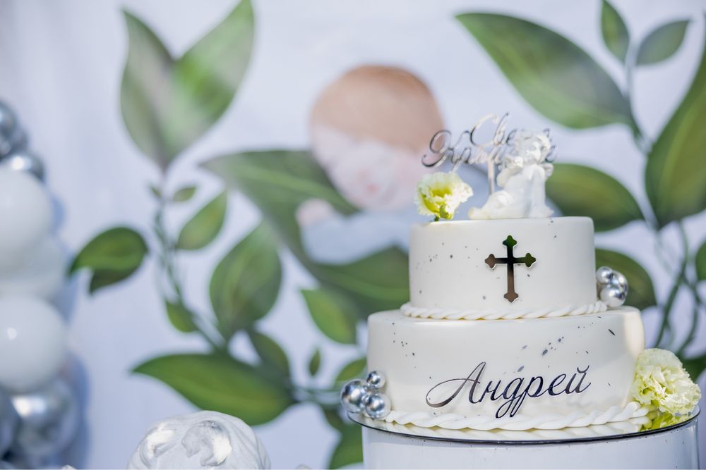 Винил и декоративна торта