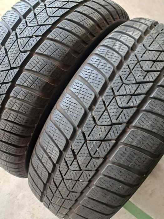 2 anvelope iarnă 205 60 r16 Pirelli