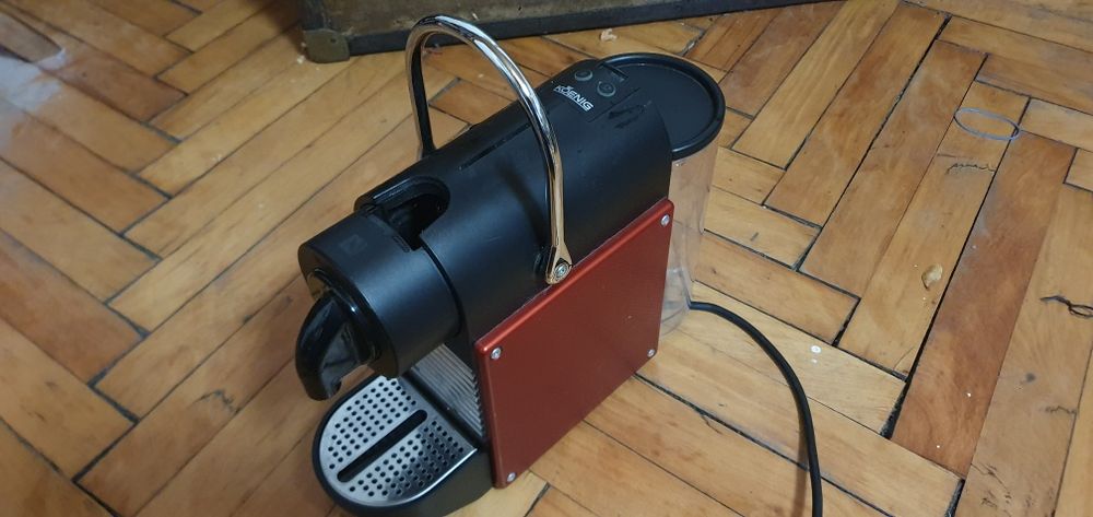 Espressor DeLonghi Nespresso si Koenig Suisse. Espresso cafea capsule