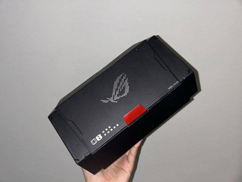Asus rog phone 8 pro/ 512 GB