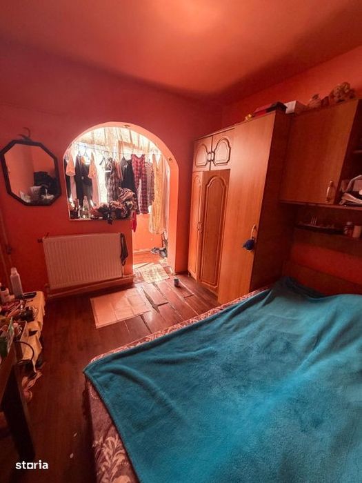 Apartament 2 camere, 40 mp, etajul 1, cu centrala, zona Craiovita Noua — fotografia 1