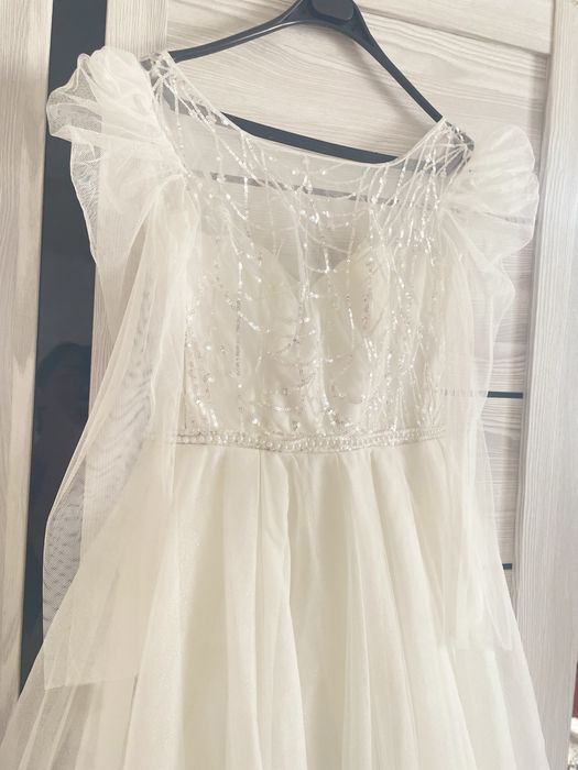 Свадебные платья