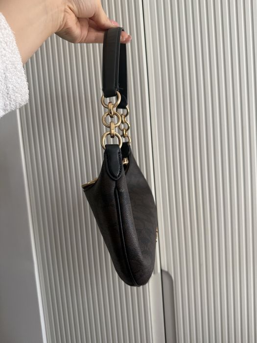 Продается сумочка Coach оригинал