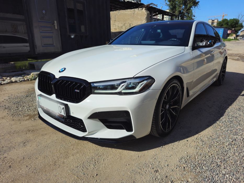 BMW G30 комплект рестайлинга обвес