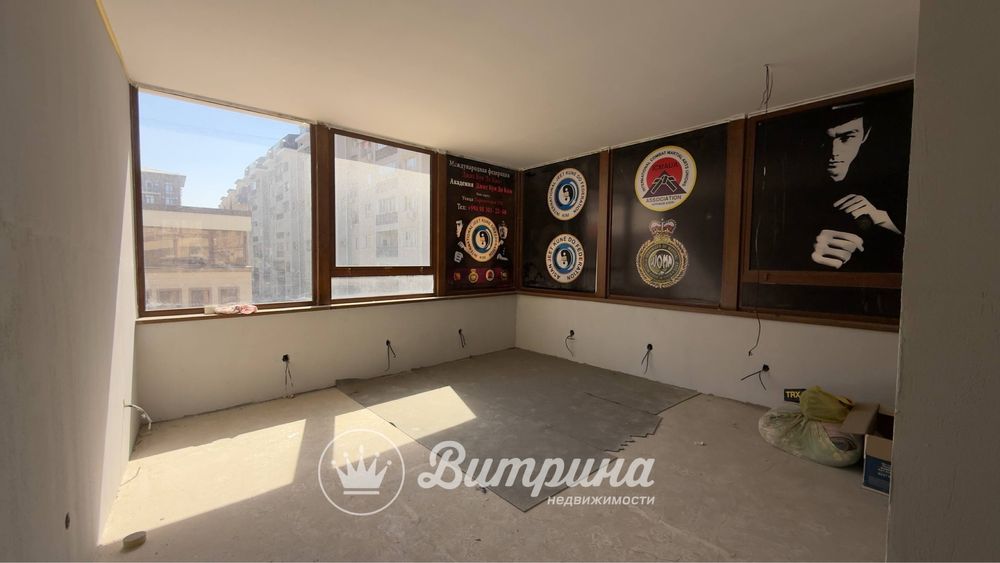 Продаётся коммерческое помещение на Паркентском, 3 Этаж