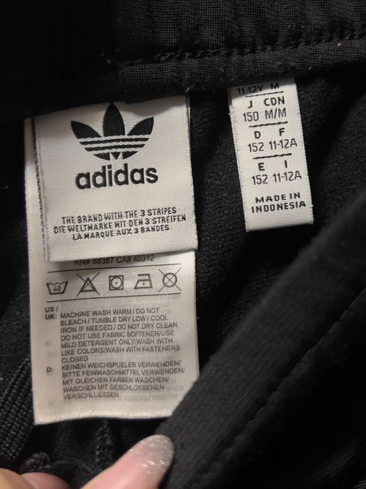 Дамски анцуг Adidas