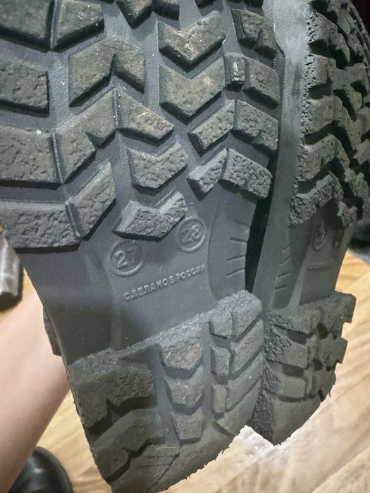 Продам зимниие сапоги