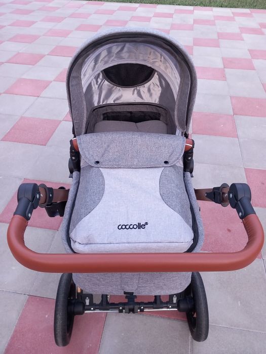 Vând cărucior Coccolle Ambra 3 în 1