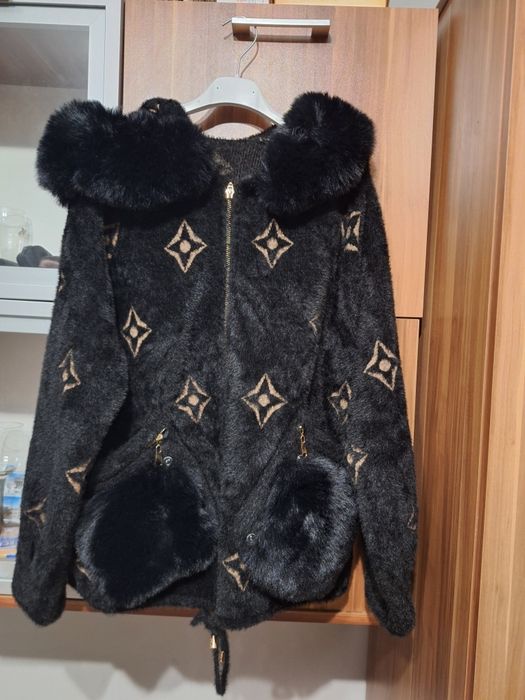 Нова Дамска жилетка
