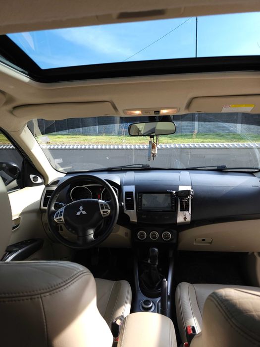 Mitsubishi Outlander 2.2HDI