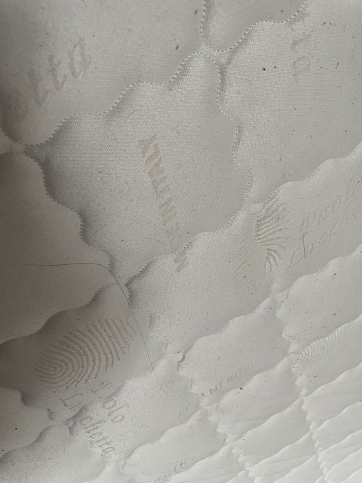 Продам Матрас 2000 х 2000