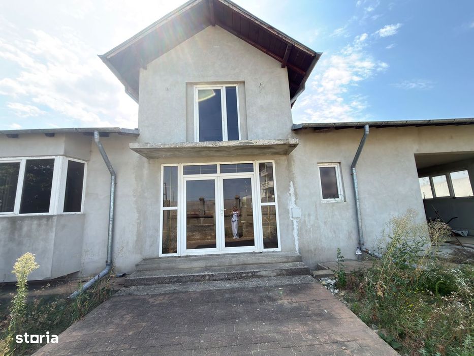 Casă individuală S+P+1E | 248 mp utili | Teren 1.322 mp | Băleni Sârbi