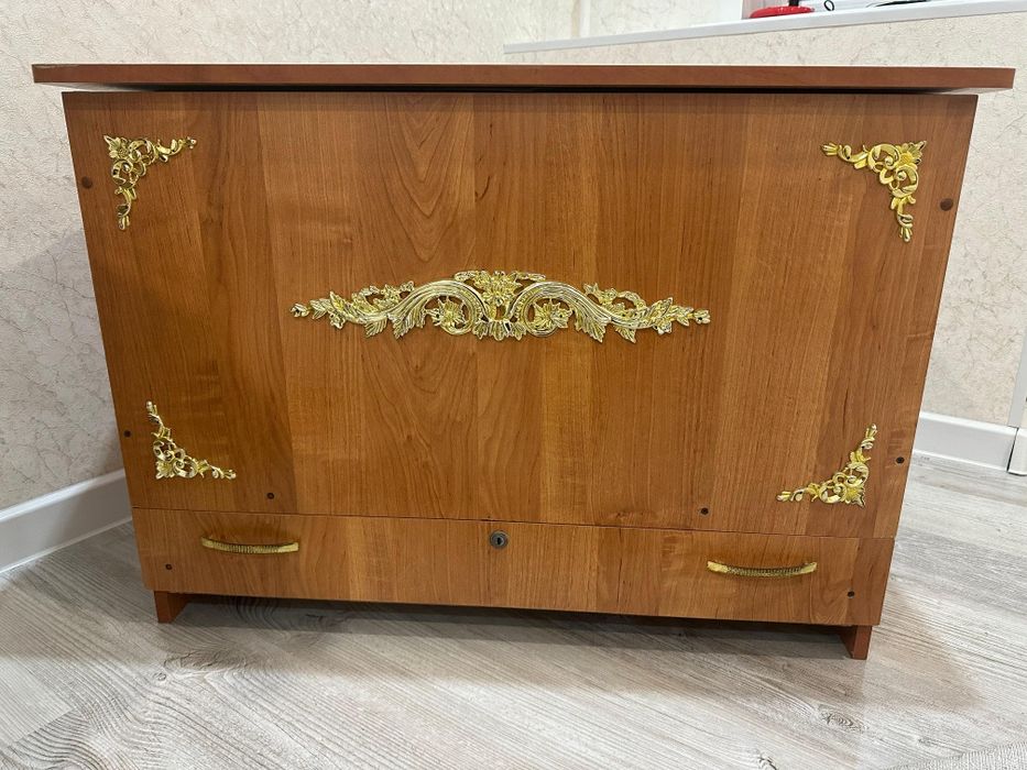 Продам сундук в хорошем состоянии