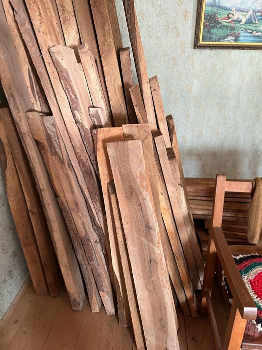 Scândură de lemn de cireș si nuc