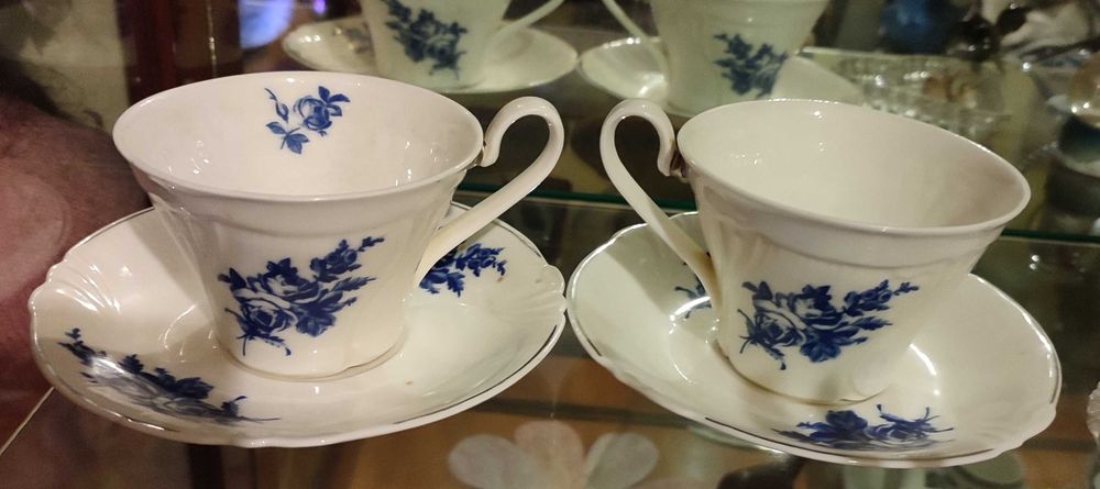 Seturi de cafea (din porțelan fin) și de pahare