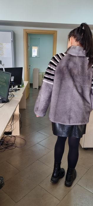 Шикарная шубка автоледи