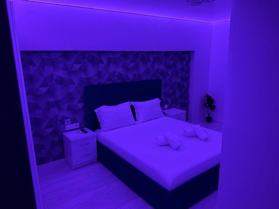 Inchiriez apartament 1 camera zona Bariera - Catedrala ultra lux proprietar