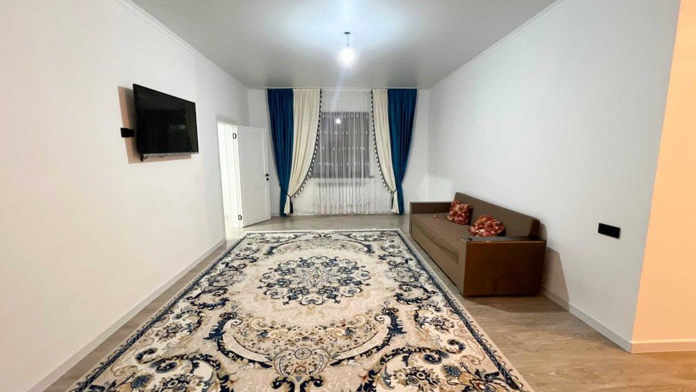 Продам 5 комнатный частный дом Аян Империя