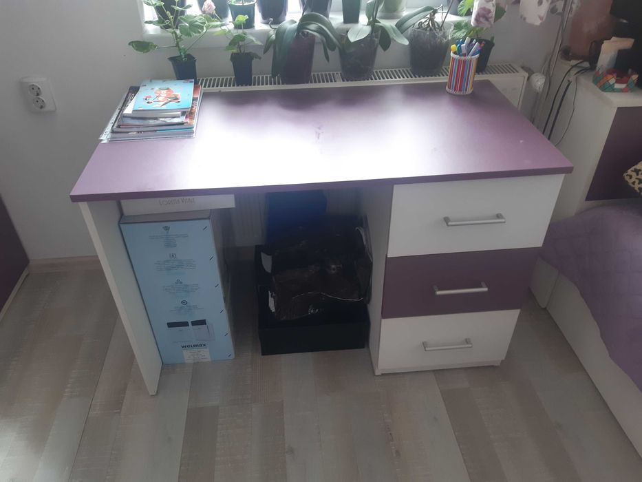 Легло  и обзавеждане за детска стая