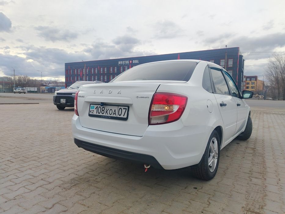 Продам Ладу гранта фл 2019 года..