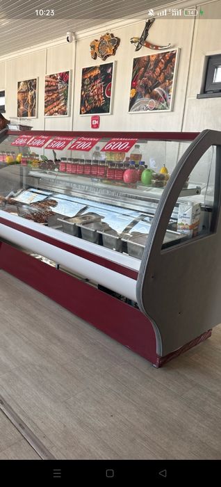 витринный холодильник