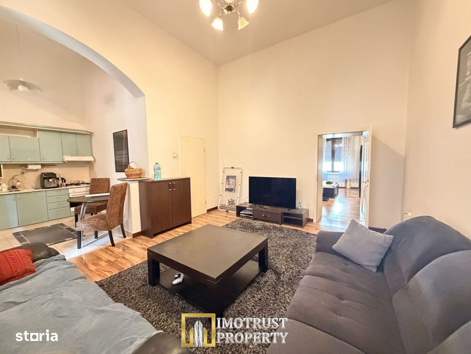 Apartament ultracentral 2 camere și acces pietonal din două străzi — fotografia 1