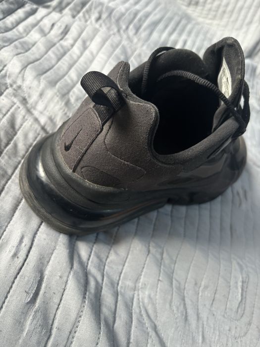 Nike air react маратонки
