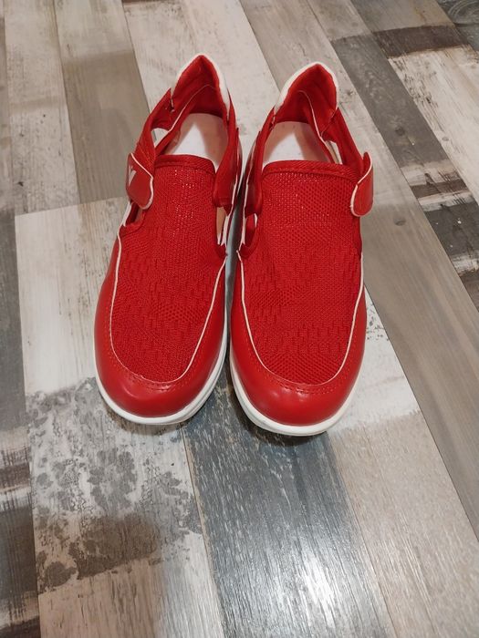 Нови маратонки 45лв.39ном.