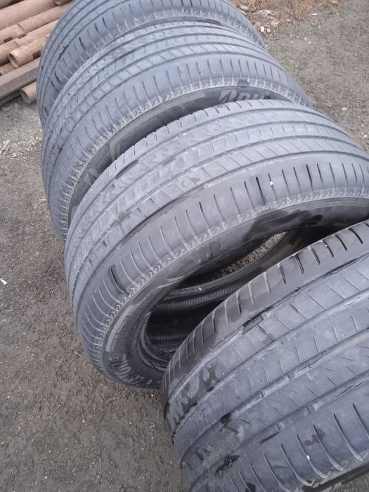 Bridgestone 285/50 R20