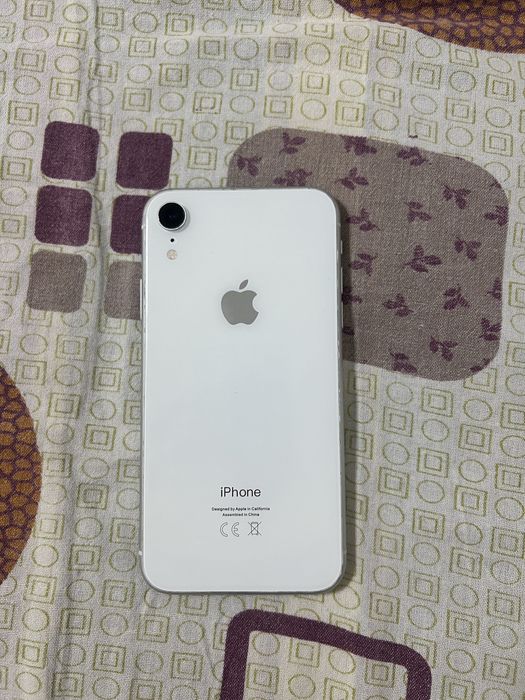Айфон ХР 64гб.