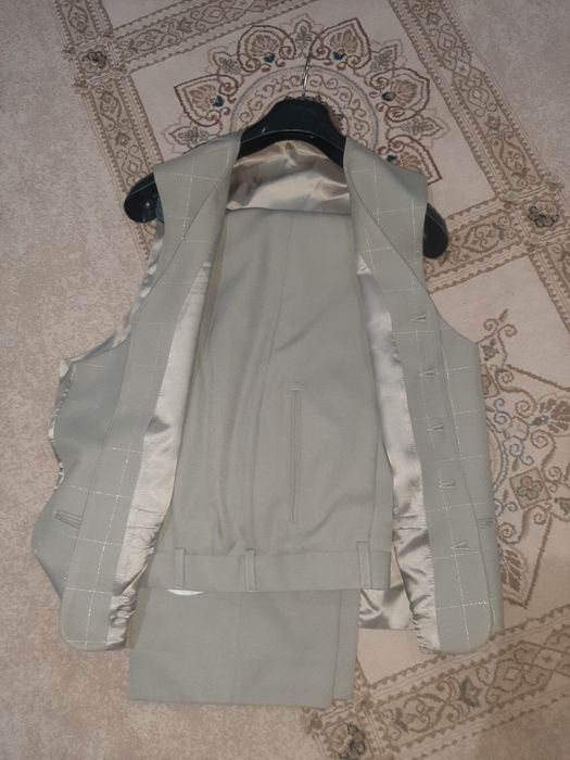 Costum nou barbatesc 52-54