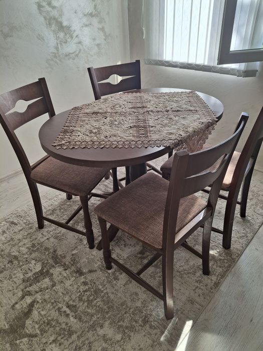 Трапезен комплект