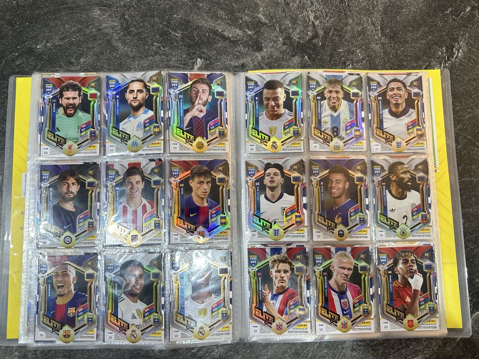 Set complet Fifa 365 Adrenalyn XL 2026