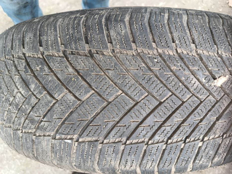 Anvelopa 225/60/R16 Tourador Iarna Ford Focus 3 (2011 - 2015)