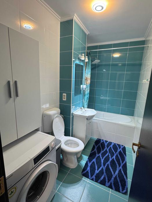 Inchiriez apartament 2 camere decomandat