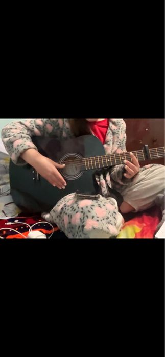 Гитара жаңа алғаныма 1апта болды