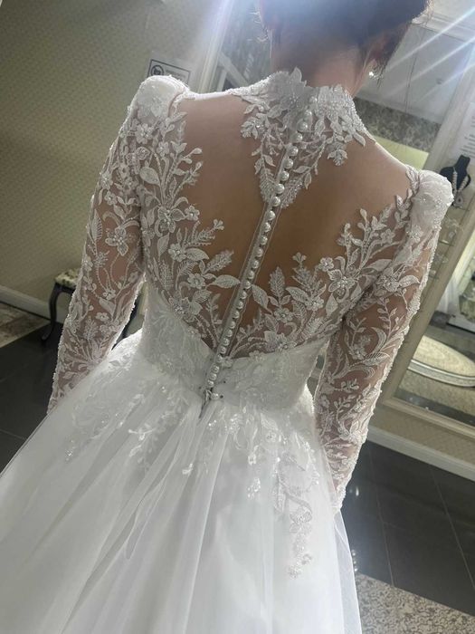 продам свадебные платья