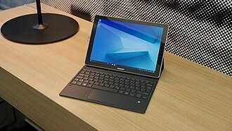 Laptop 2 in 1 - Tableta Windows! Samsung Galaxy Book 12 - ULTRAPORTABIL - display 12 inch AMOLED 2k - 4gb RAM - Intel I5 gen7! - pachet!