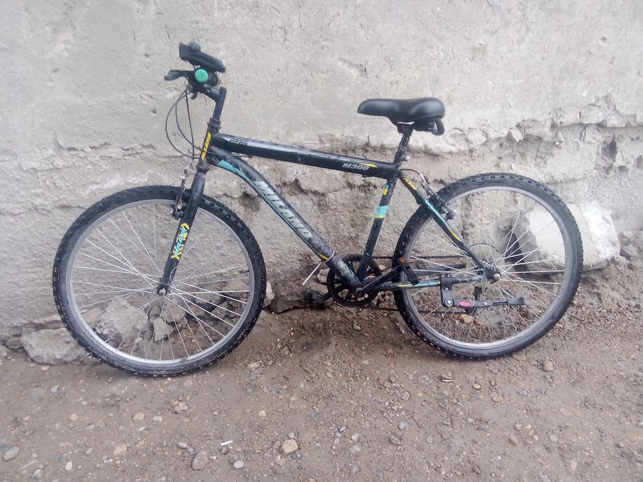 velik Velosiped sotiladi