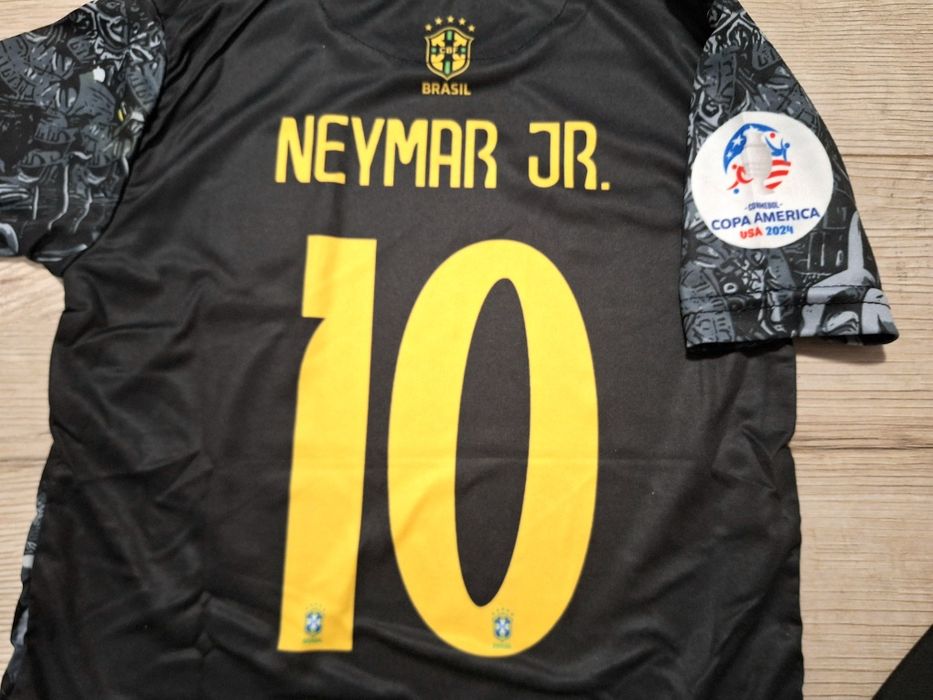 Детски екип на Бразилия #Неймар #10# специално издание!