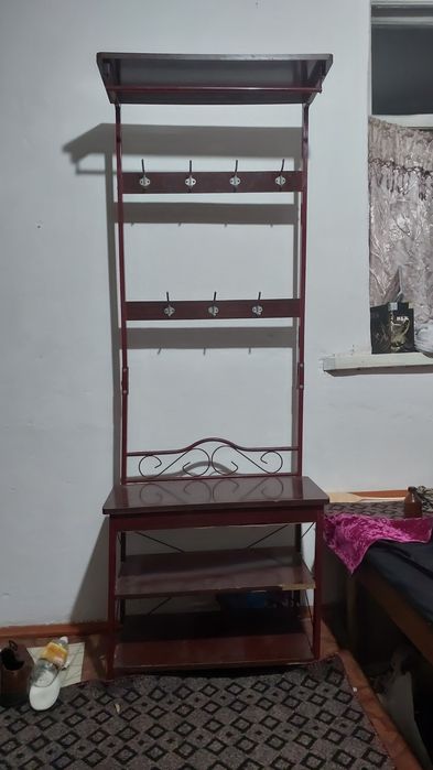 Продам вешалку 777