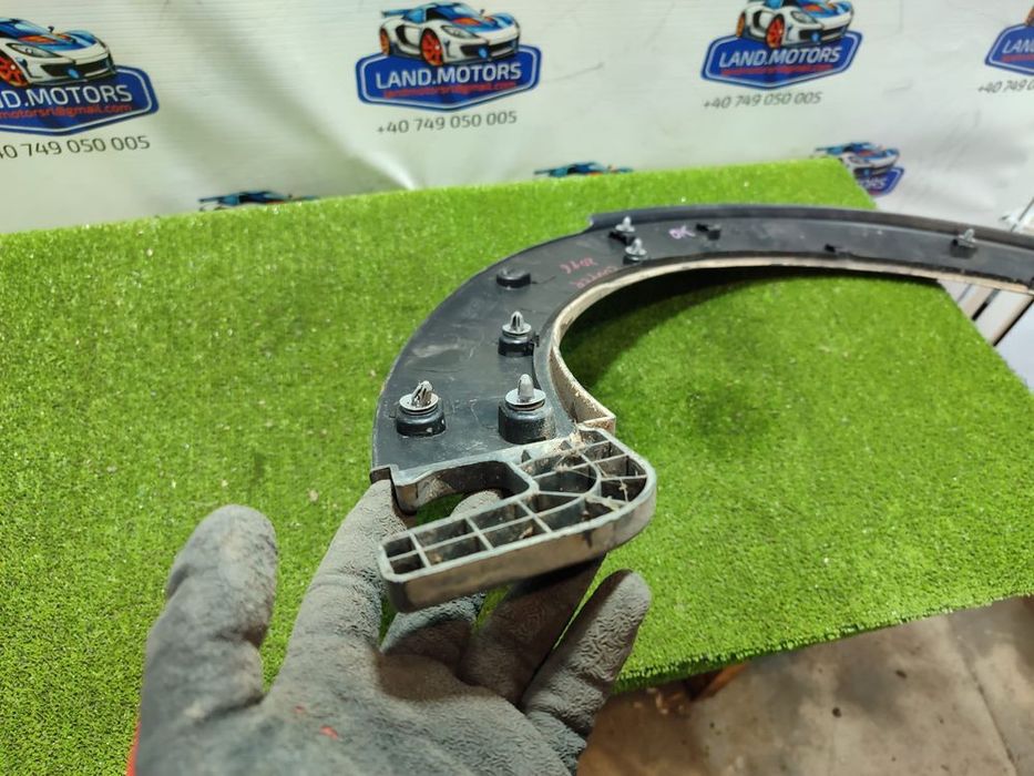ORNAMENT ARIPA STANGA FATA MINI COOPER R56 1.5 BENZINA 2016 Hatchback COD OEM 7300819 / 51777300819 / 16189910 / 2014-2020