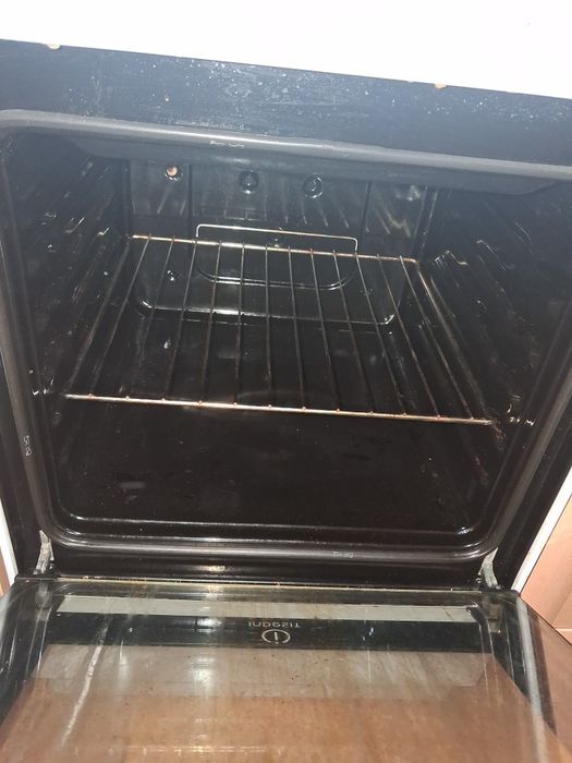 Продам плиту электрическую